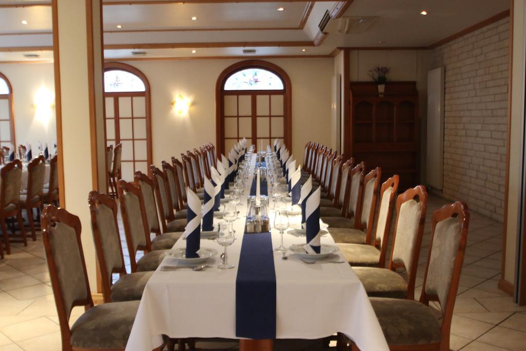 Hotel -Winterfelder Hof Apenburg-Winterfeld Екстериор снимка