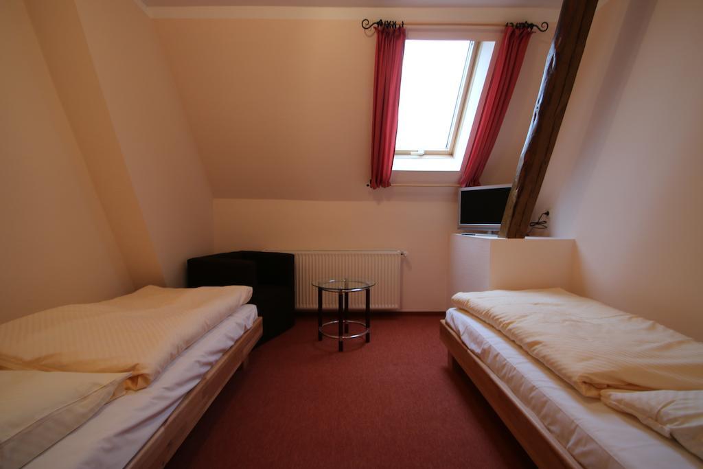 Hotel -Winterfelder Hof Apenburg-Winterfeld Стая снимка